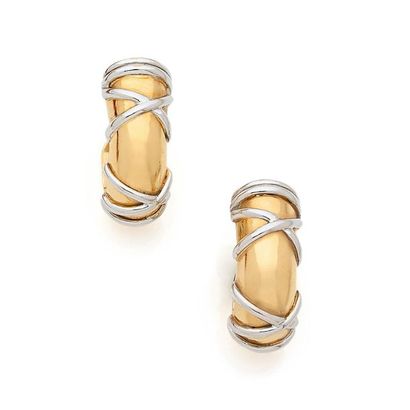 Paire créoles 

en or 18K (750), ornées de...