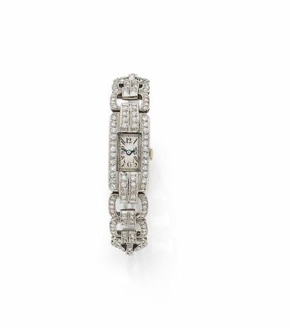 ANONYME Vers 1930

Montre bracelet pour femme...