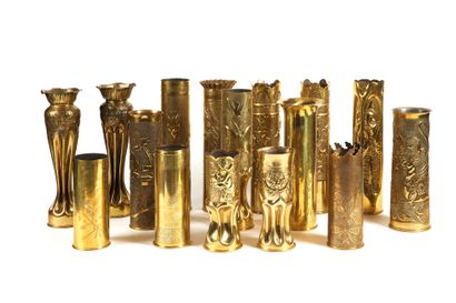 Set of sixteen trench shells

in engraved...