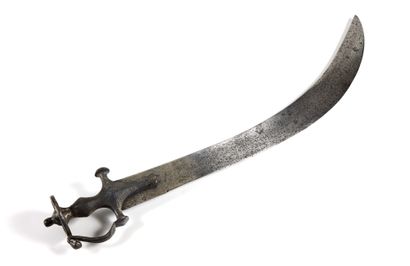 Sabre (Kilij)

en fer, la garde martelée,...