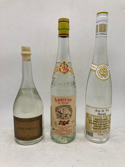 3 bouteilles

1 bouteille : Abricot du Valais...