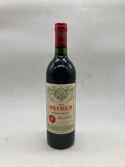 1 bouteille 

Pétrus 1983 Pomerol, étiquette...