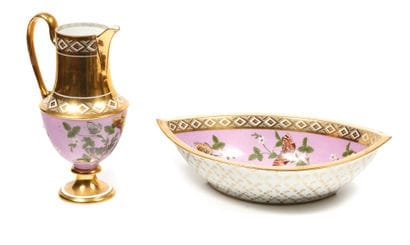 Paris

Aiguière et son bassin en porcelaine...