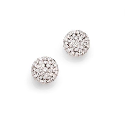 Paire de clips d'oreilles 

en pastilles...