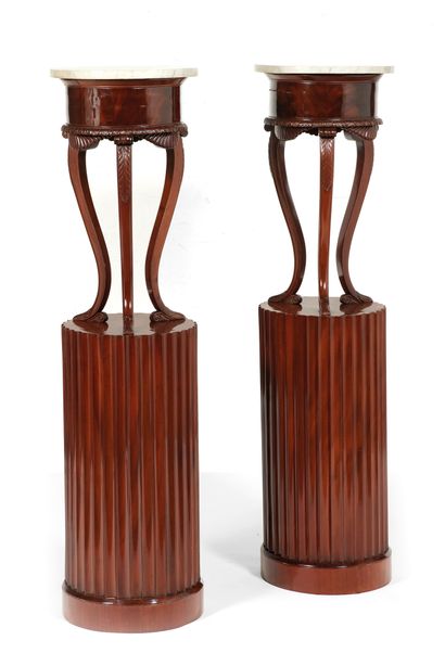 Pair of sheaths
in mahogany veneer, the cylindrical...