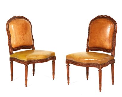 Pair of chairs
with queen back in natural...