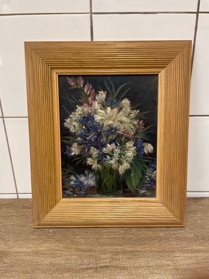 20th century school
Bouquet of irises
Oil...
