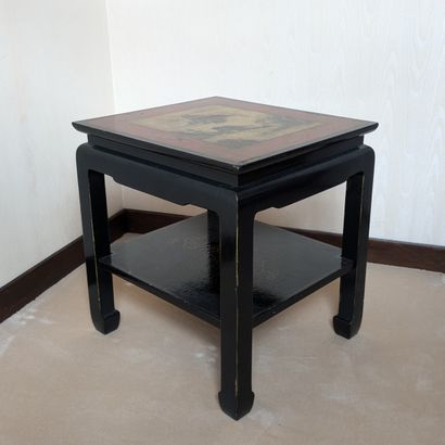 Table basse, le plateau rectangulaire en...