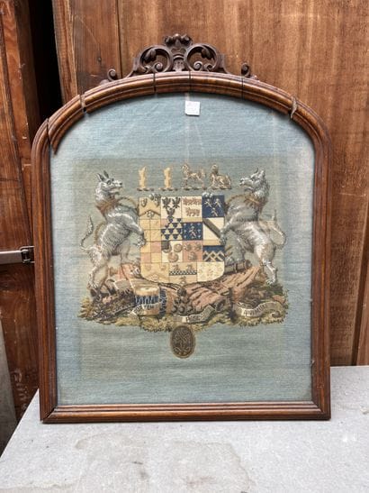 English school
Coat of arms 
Ogee-shaped...