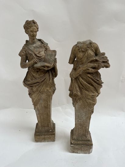 Two caryatids in patinated plaster 
America...