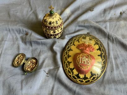 Ensemble religion : un sacré cœur en tissu...