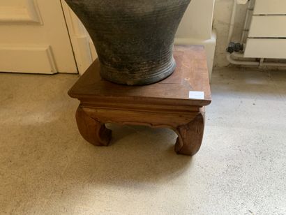 Two small tables in exotic wood
Modern China
Height...