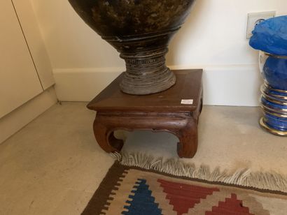 Two small tables in exotic wood
Modern China
Height...