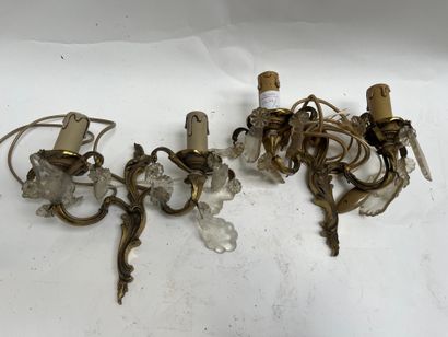 Paire d'appliques à deux lumières en bronze...