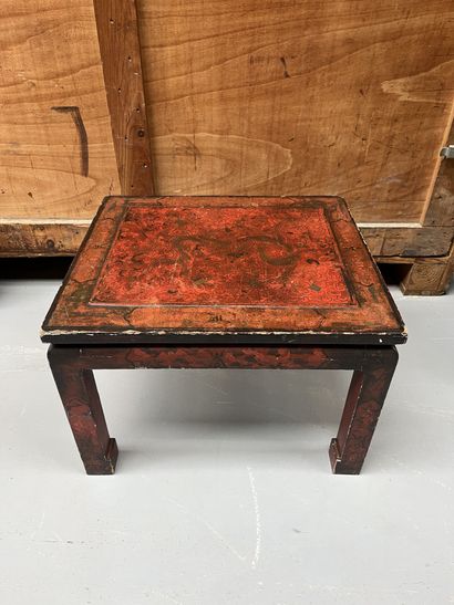 Table basse rectangulaire en laque de Chine...