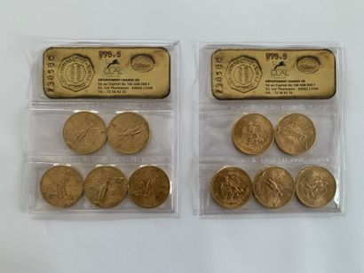 10 gold 50 Pesos coins, 1947 (10), sealed...