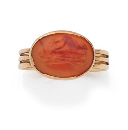Bague 
en fils d'or 14K (585), ornée d'une...
