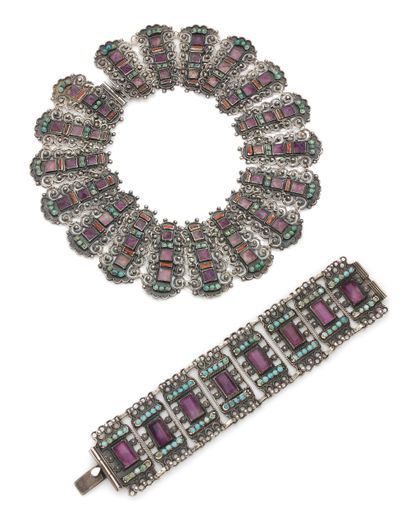 Suite of two pieces of jewelry including...