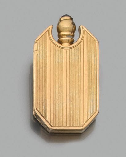 AUGUSTE PEYROUL
Pyrogène en or 18K (750)...
