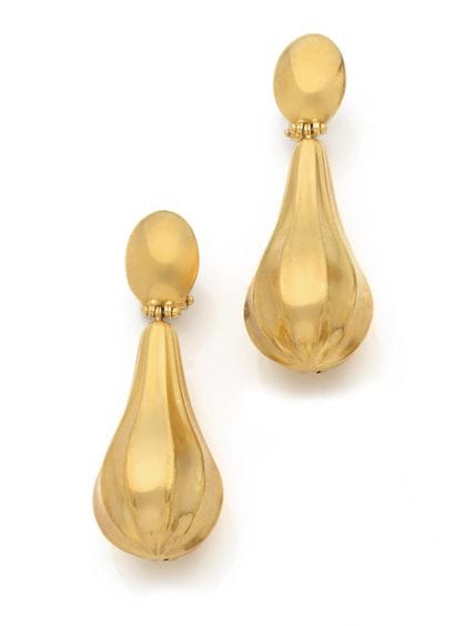 Paire de pendants d'oreilles 
en or 18K (750),...