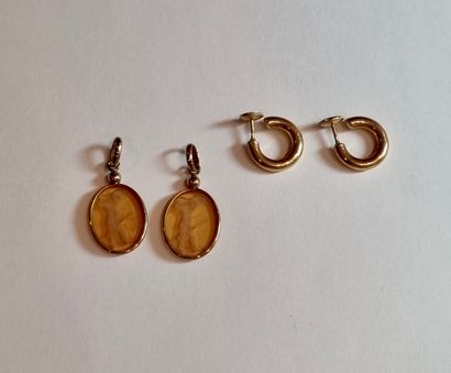 Pair of creoles 
in 18K (750) gold.
Height:...