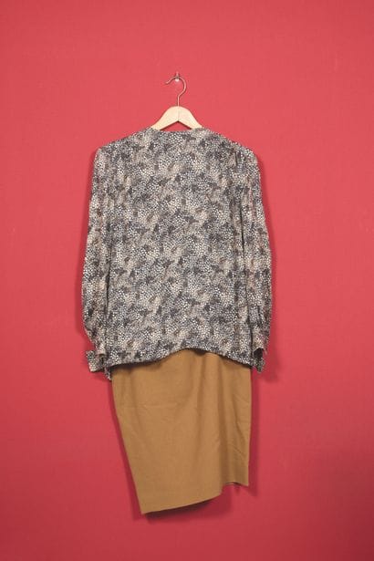 Pierre CARDIN. 
Blouse in beige, gray and...