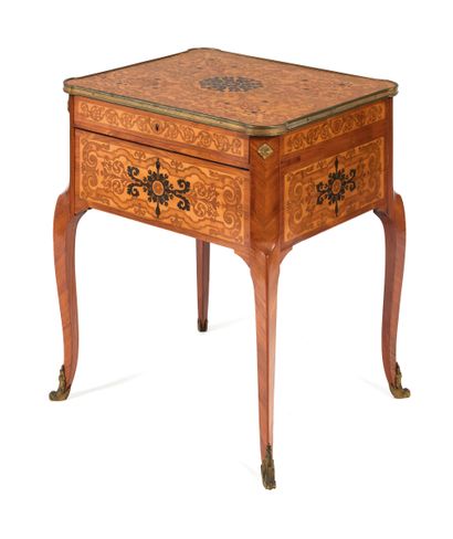 Table
de forme rectangulaire en placage de...