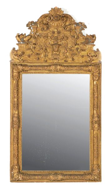 Miroir
de forme rectangulaire composé de:
a)...