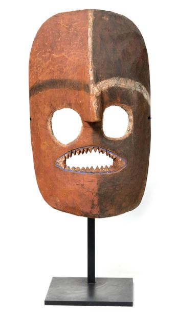 Mask 
with two-tone vertical decoration in...