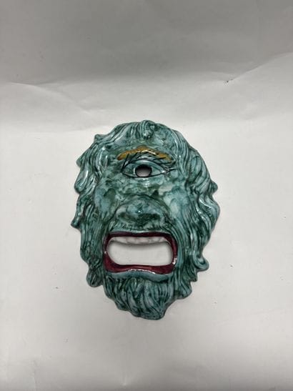 Dans le goût de Colette GUEDEN
Masque de...