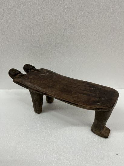 AFRIQUE
Appui nuque en bois naturel sculpté...