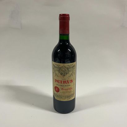 1 bottle Pétrus 1986 Pomerol, label stained,...