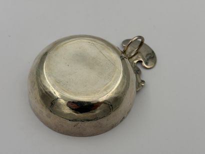 CHÂTEAU-THIERRY circa 1738
Silver wine cup,...
