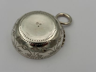 TOURS 1772
Silver wine cup, the body chased...