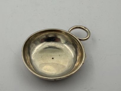 TOURS 1789
Very small silver wine cup, plain...