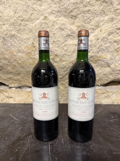 2 bottles Château Pape Clément 1989 Pessac...