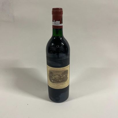 1 bottle Château Lafite Rothschild 1985 Pauillac,...