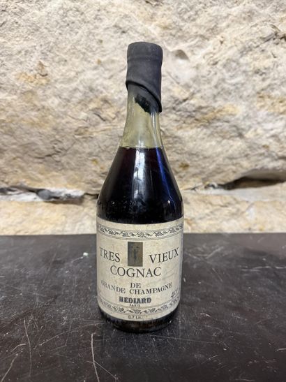 1 bottle Very old cognac Grande Champagne...