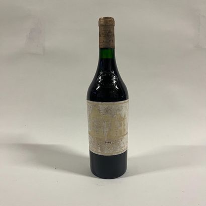 1 bottle Château Haut Brion 1986 Pessac Léognan,...