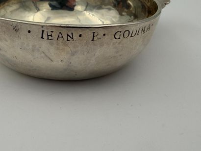 CHÂTEAU-THIERRY circa 1738
Silver wine cup,...