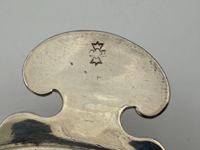 CHÂTEAU-THIERRY circa 1738
Silver wine cup,...