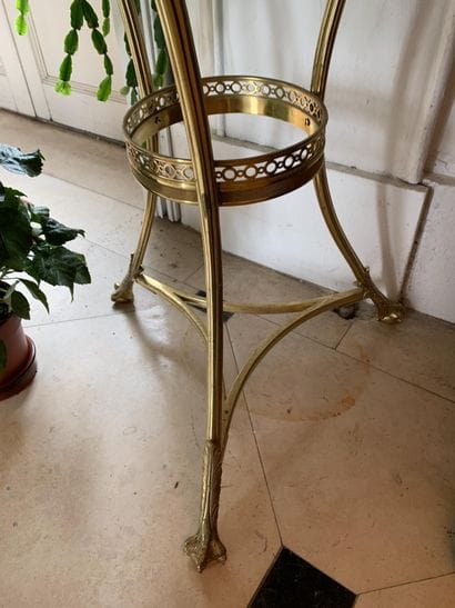 Jardinière 
de forme cylindrique en placage...