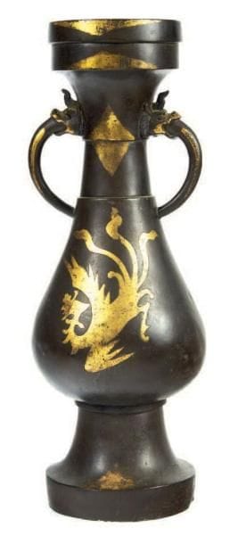 CHINE - XVIIe siècle

Vase de forme balustre...