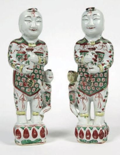 CHINE - EPOQUE KANGXI (1662 - 1722)

Paire...