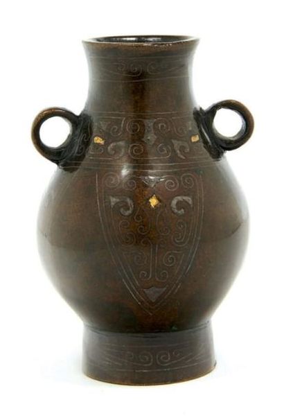 CHINE - Epoque MING (1368 - 1644)

Petit...