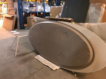 - Plateaux de tables et de bureaux : toutes...