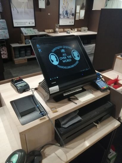 Caisse enregistreuse TOSHIBA avec écran tactile...