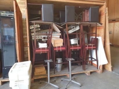 N°1 Tasses 

Sous-tasses 

Divers boutique...