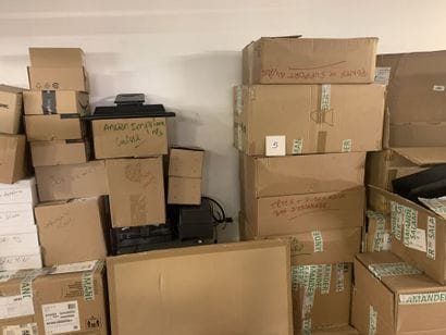 Un ensemble de matériel de caisse provenant...