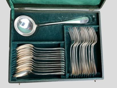 *CHRISTOFLE 
Ménagère en métal argenté modèle...